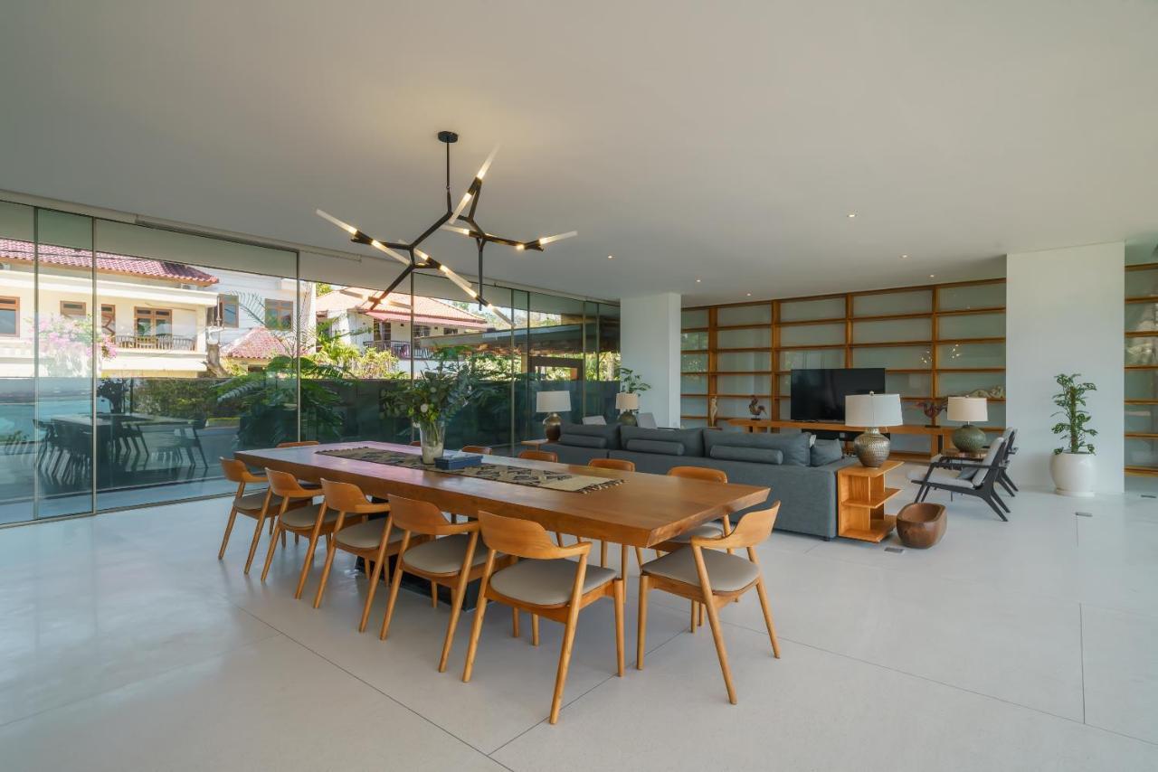 Beyond The Sea - Luxe Sea View Villa In Jimbaran Екстер'єр фото