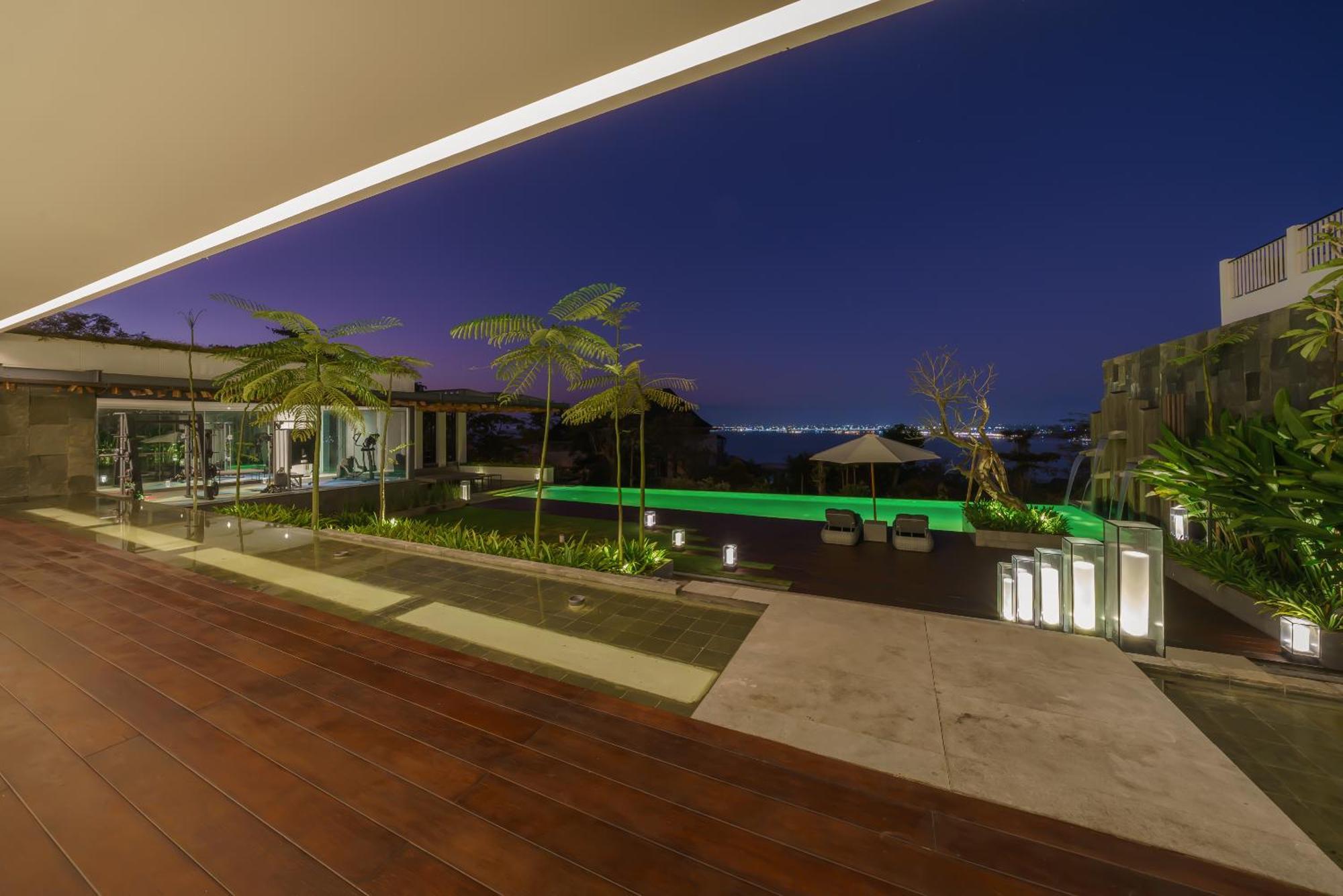 Beyond The Sea - Luxe Sea View Villa In Jimbaran Екстер'єр фото